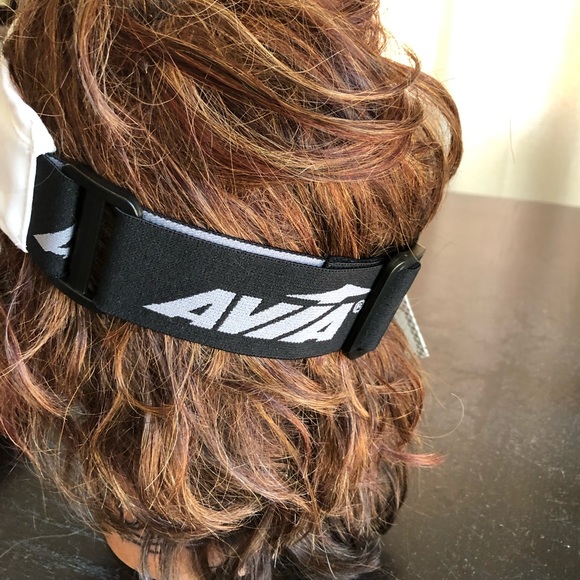 Sports hat - Picture 2 of 3